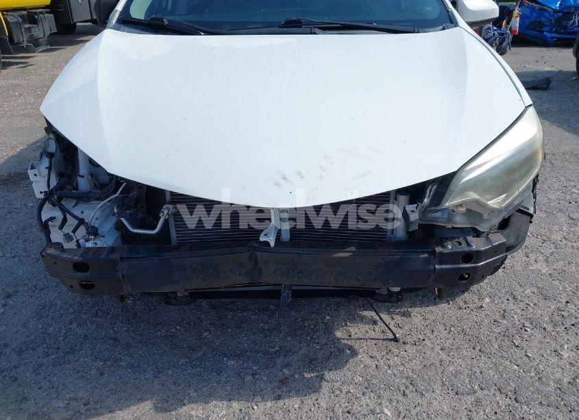Photo 12 of 2015 Toyota Corolla LE (VIN 2T1BURHE8FC425269)