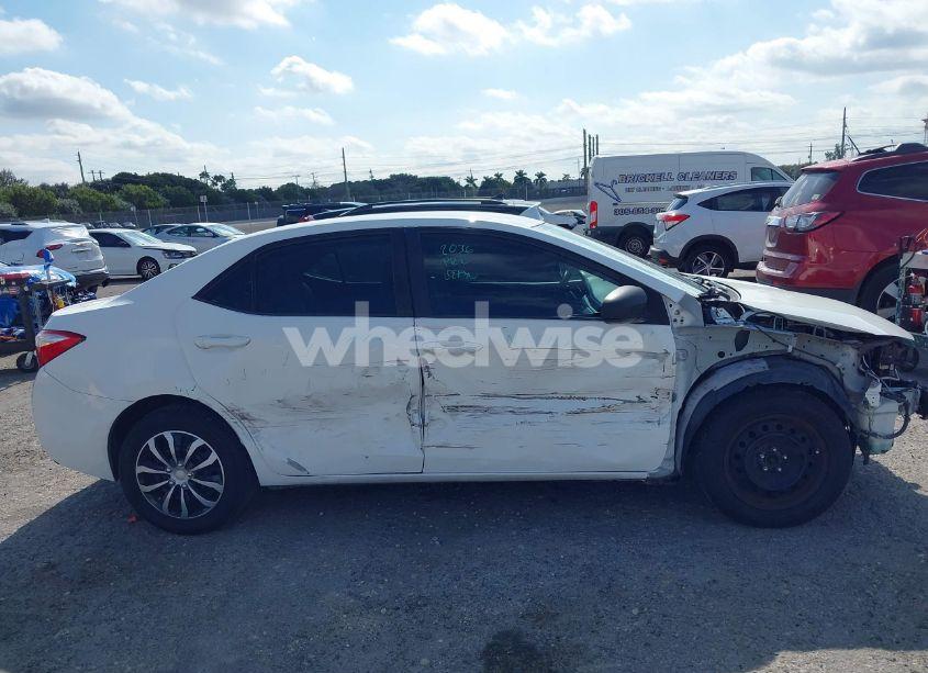 Photo 14 of 2015 Toyota Corolla LE (VIN 2T1BURHE8FC425269)