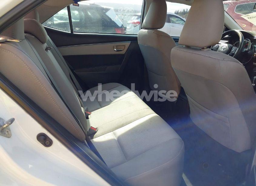 Photo 8 of 2015 Toyota Corolla LE (VIN 2T1BURHE8FC425269)