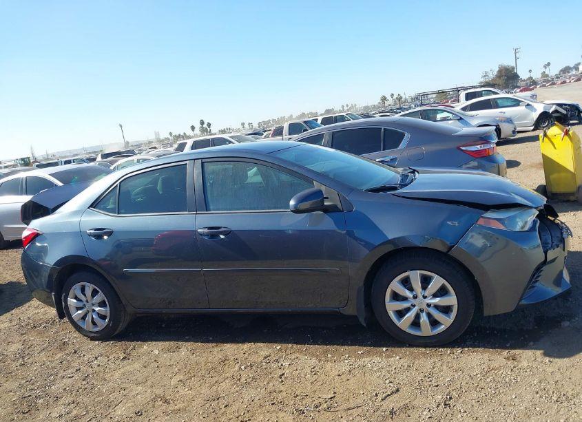 Photo 13 of 2015 Toyota Corolla LE (VIN 2T1BURHE8FC438572)