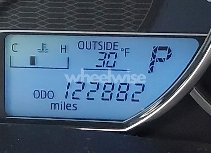 Photo 7 of 2015 Toyota Corolla LE PLUS (VIN 2T1BURHE8FC439785)