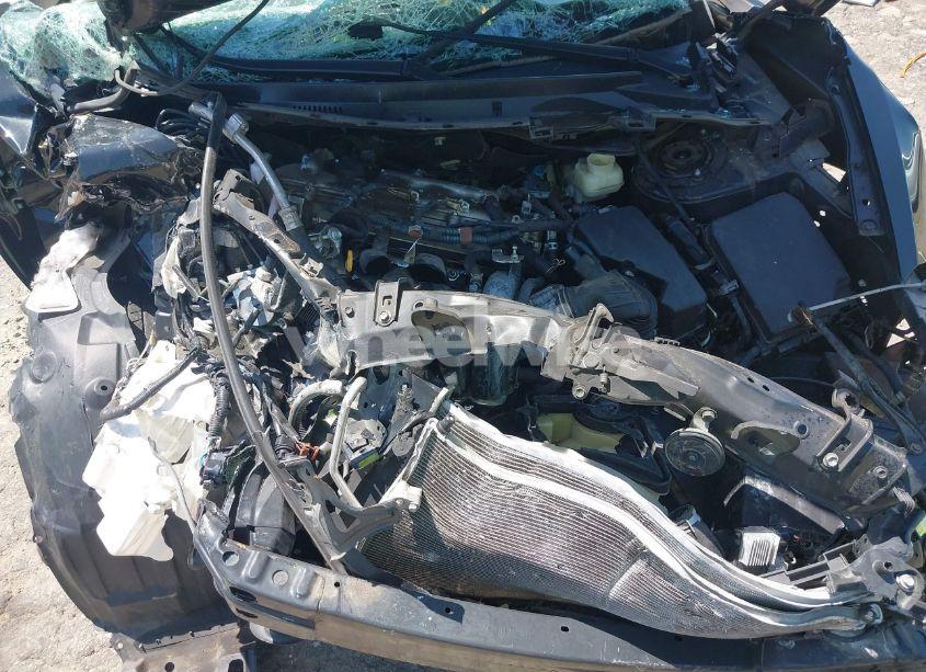 Photo 10 of 2015 Toyota Corolla LE (VIN 2T1BURHE8FC443240)