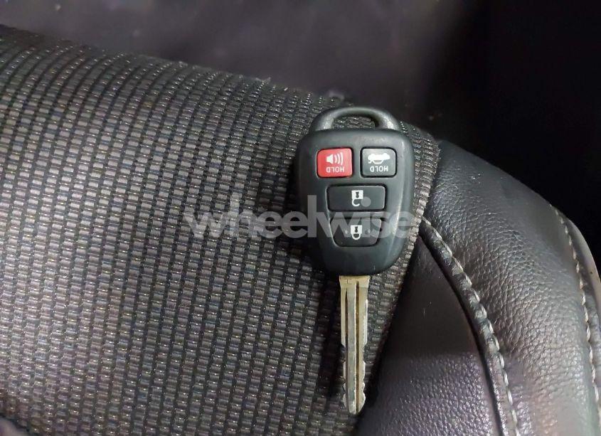 Photo 11 of 2015 Toyota Corolla S PLUS (VIN 2T1BURHE8FC451208)