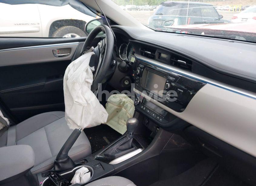 Photo 5 of 2015 Toyota Corolla LE (VIN 2T1BURHE8FC456313)