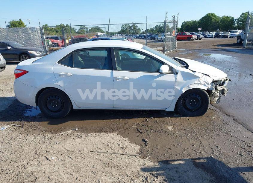 Photo 14 of 2015 Toyota Corolla LE (VIN 2T1BURHE8FC460474)