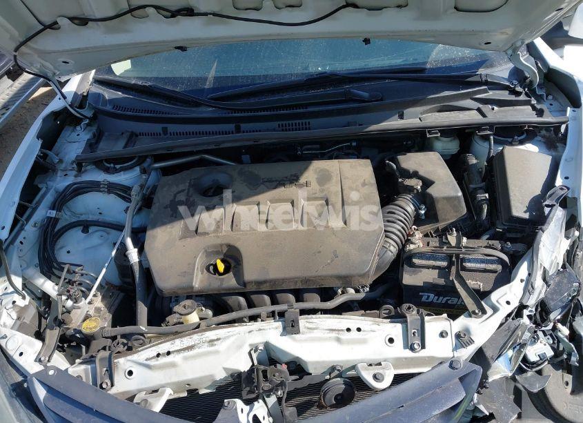 Photo 10 of 2015 Toyota Corolla LE (VIN 2T1BURHE8FC472883)