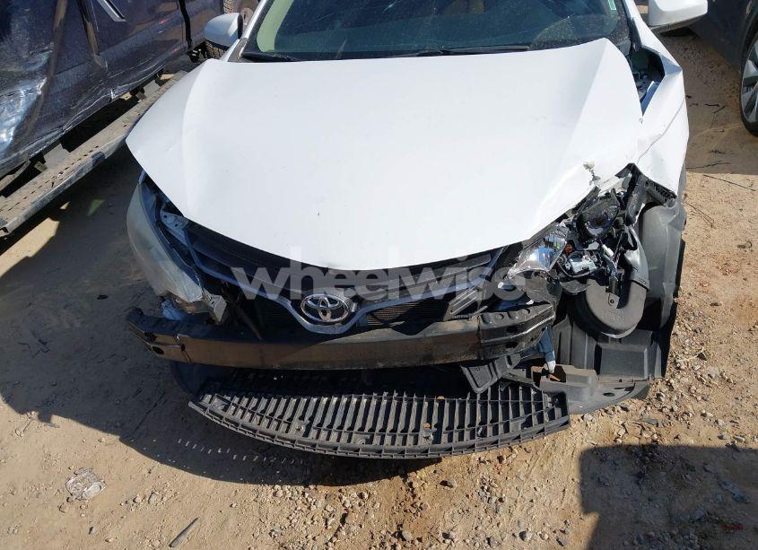 Photo 13 of 2015 Toyota Corolla LE (VIN 2T1BURHE8FC472883)