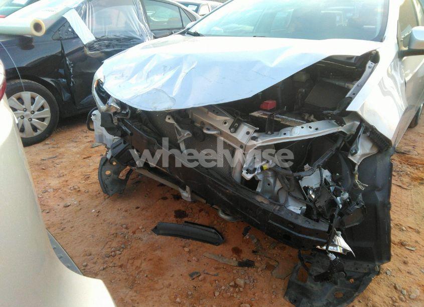 Photo 6 of 2016 Toyota Corolla L (VIN 2T1BURHE8GC493301)