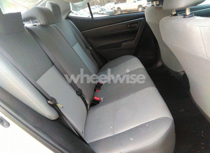 Photo 8 of 2016 Toyota Corolla L (VIN 2T1BURHE8GC493301)