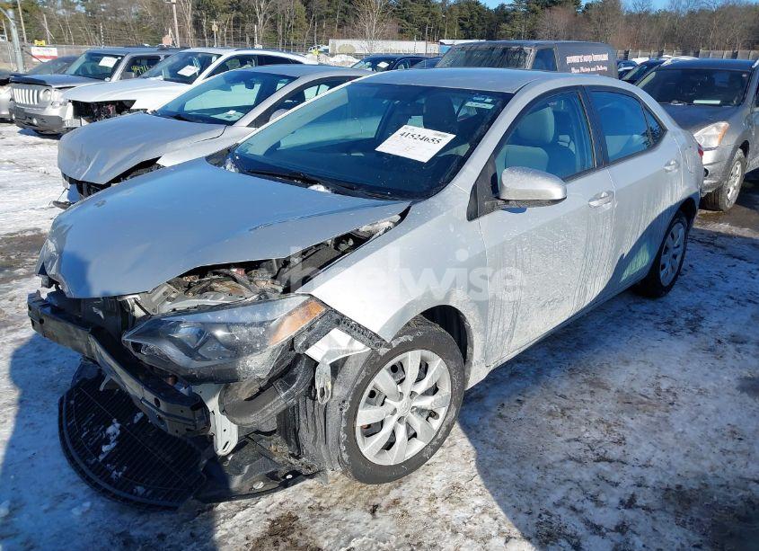 Photo 2 of 2016 Toyota Corolla LE (VIN 2T1BURHE8GC493640)