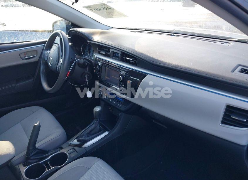 Photo 5 of 2016 Toyota Corolla LE (VIN 2T1BURHE8GC493640)