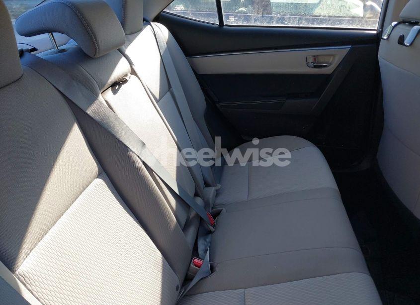 Photo 8 of 2016 Toyota Corolla LE (VIN 2T1BURHE8GC493640)