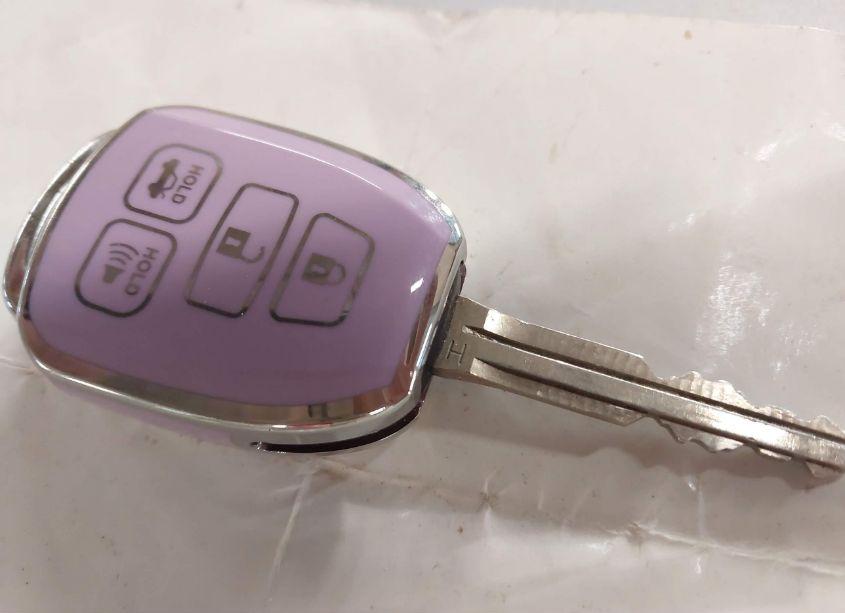 Photo 11 of 2016 Toyota Corolla LE PLUS (VIN 2T1BURHE8GC507116)