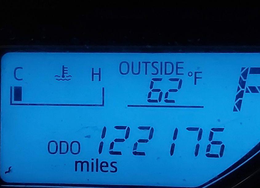 Photo 16 of 2016 Toyota Corolla LE PLUS (VIN 2T1BURHE8GC507116)