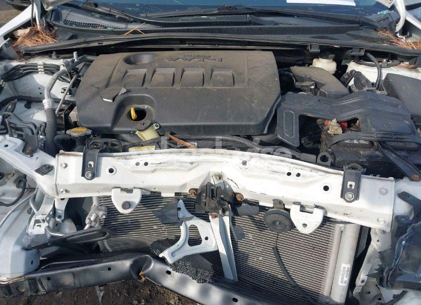 Photo 10 of 2016 Toyota Corolla L (VIN 2T1BURHE8GC522764)