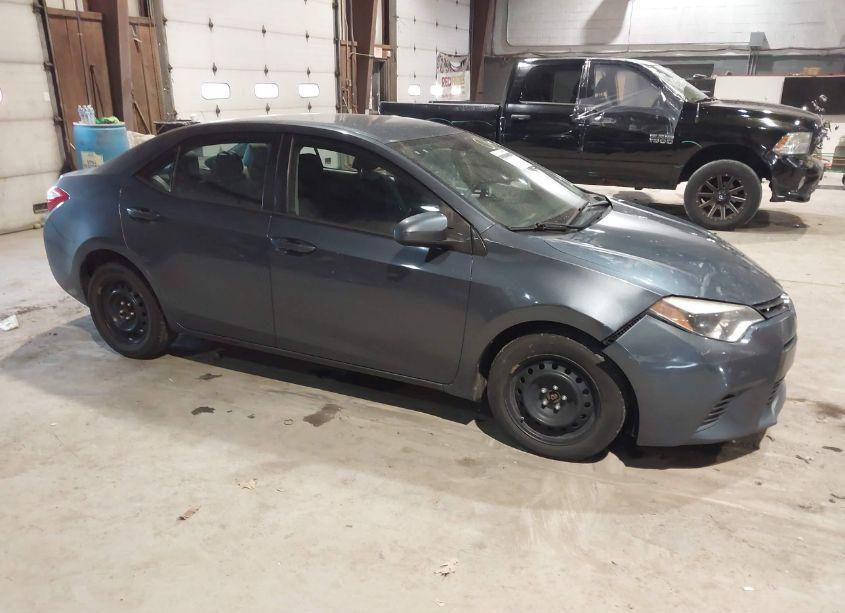 2016 Toyota Corolla LE (VIN 2T1BURHE8GC614523) main photo