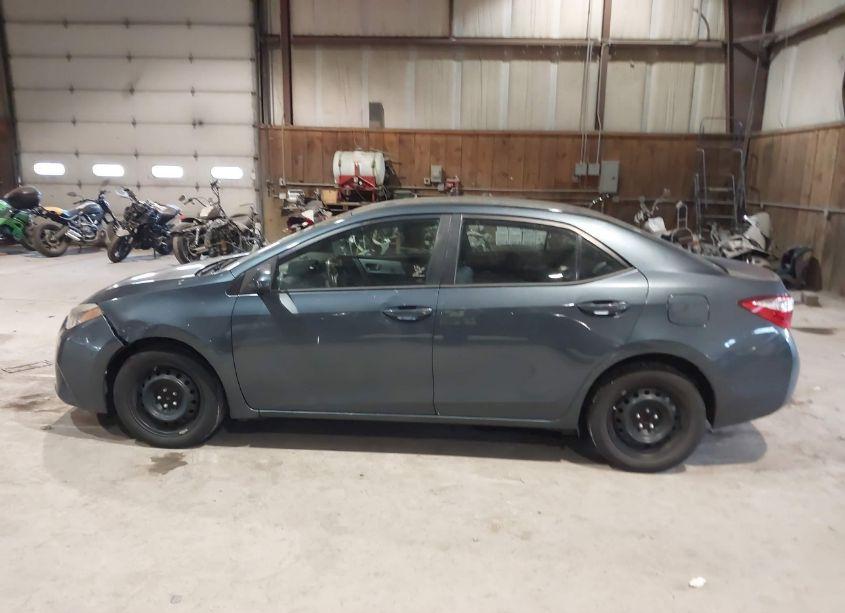 Photo 14 of 2016 Toyota Corolla LE (VIN 2T1BURHE8GC614523)