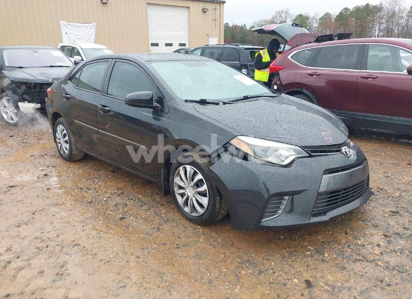 2016 Toyota Corolla LE (VIN 2T1BURHE8GC627322) main photo