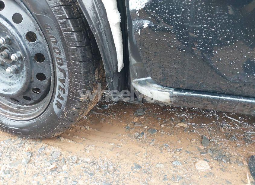 Photo 19 of 2016 Toyota Corolla LE (VIN 2T1BURHE8GC627322)