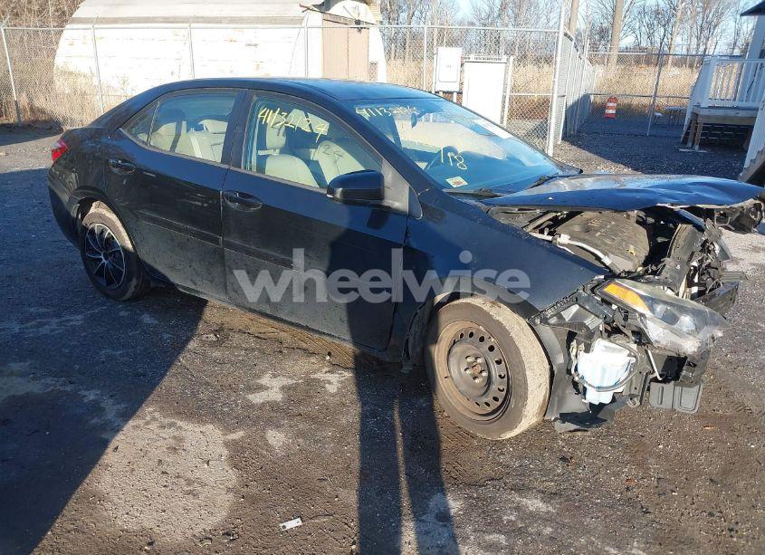 2016 Toyota Corolla LE (VIN 2T1BURHE8GC661602) main photo