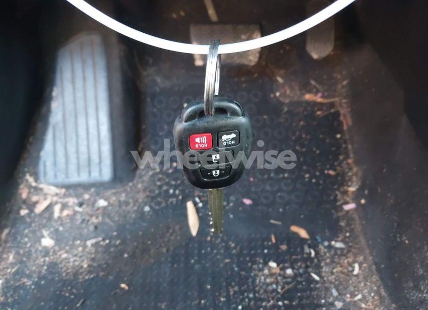 Photo 11 of 2016 Toyota Corolla LE (VIN 2T1BURHE8GC661602)