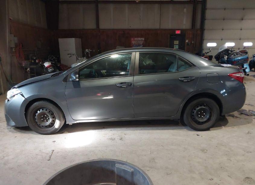 Photo 15 of 2016 Toyota Corolla LE (VIN 2T1BURHE8GC665326)