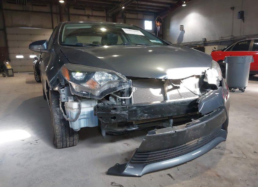 Photo 6 of 2016 Toyota Corolla LE (VIN 2T1BURHE8GC665326)