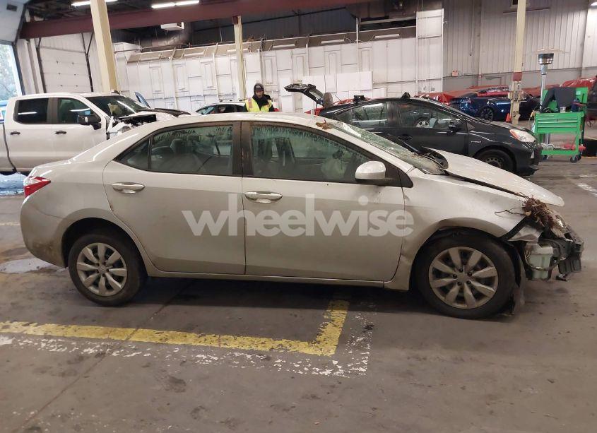 Photo 14 of 2016 Toyota Corolla LE (VIN 2T1BURHE8GC707722)