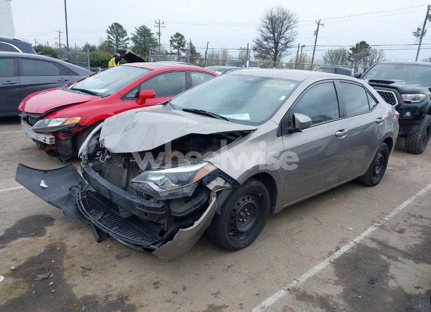 Photo 2 of 2016 Toyota Corolla LE (VIN 2T1BURHE8GC721474)