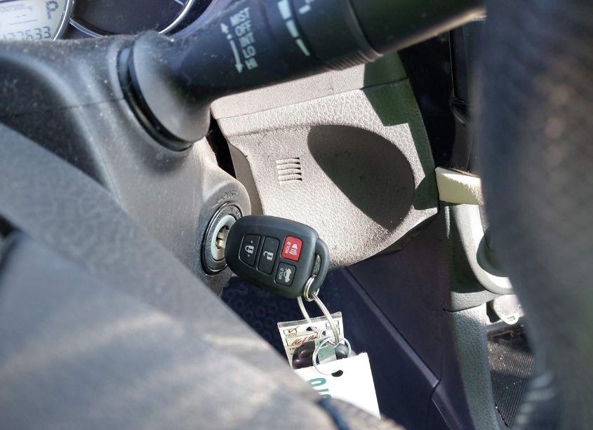 Photo 11 of 2016 Toyota Corolla LE PLUS (VIN 2T1BURHE8GC721491)