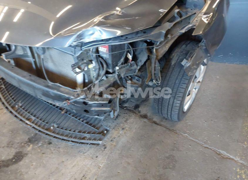 Photo 20 of 2016 Toyota Corolla LE (VIN 2T1BURHE8GC725332)