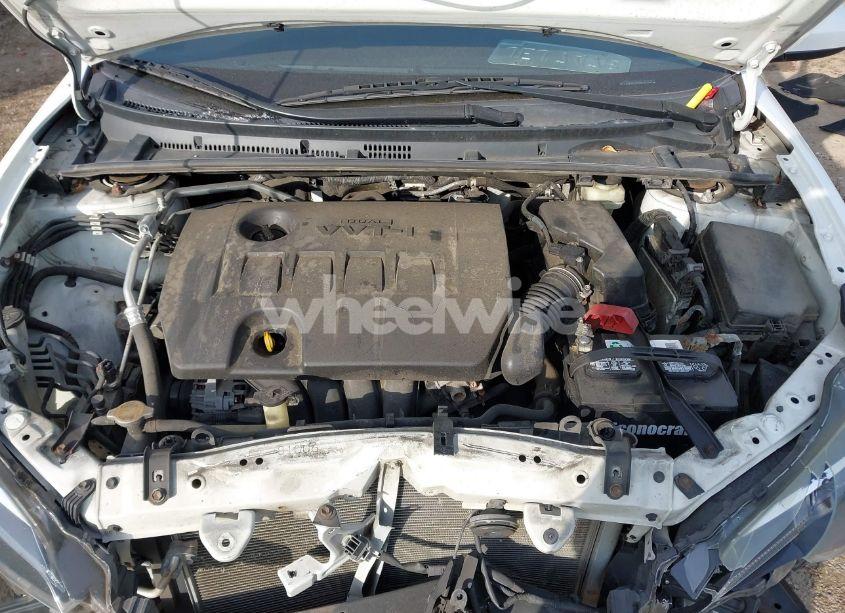 Photo 10 of 2017 Toyota Corolla L/LE/XLE/SE/XSE (VIN 2T1BURHE8HC750359)