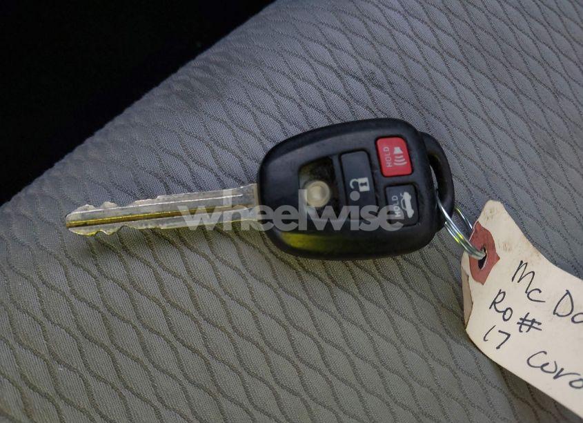 Photo 11 of 2017 Toyota Corolla L/LE/XLE/SE/XSE (VIN 2T1BURHE8HC750359)