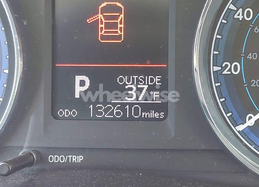 Photo 15 of 2017 Toyota Corolla L/LE/XLE/SE/XSE (VIN 2T1BURHE8HC750359)