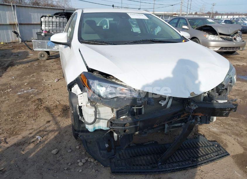 Photo 6 of 2017 Toyota Corolla L/LE/XLE/SE/XSE (VIN 2T1BURHE8HC750359)