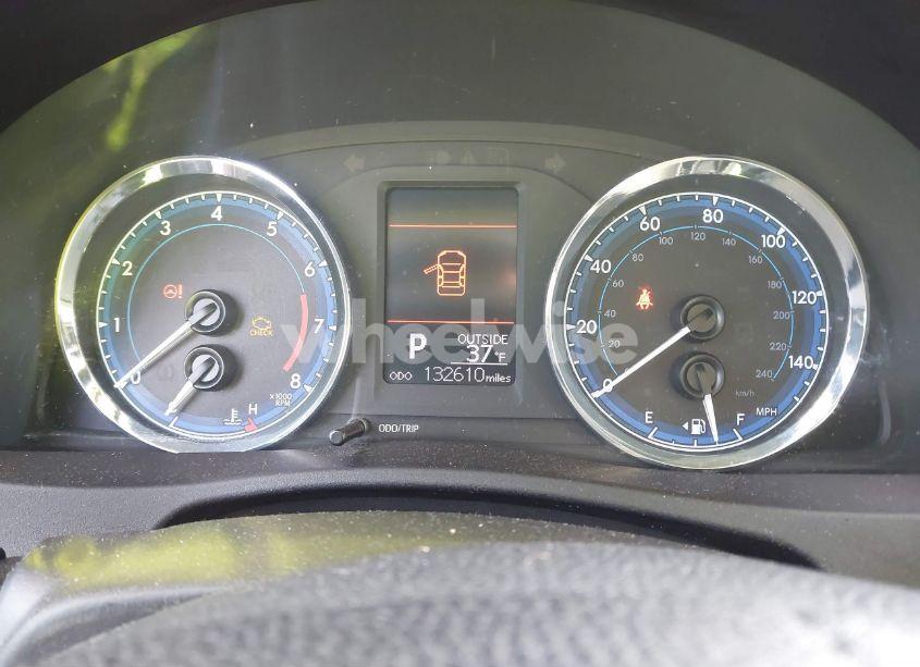 Photo 7 of 2017 Toyota Corolla L/LE/XLE/SE/XSE (VIN 2T1BURHE8HC750359)