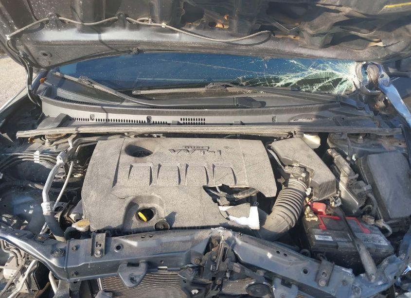 Photo 10 of 2017 Toyota Corolla SE (VIN 2T1BURHE8HC751463)