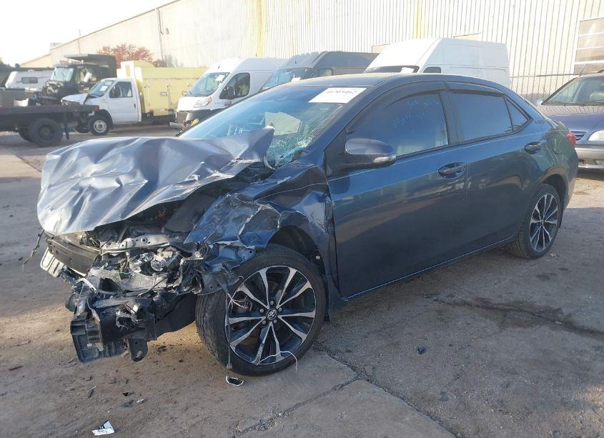 Photo 2 of 2017 Toyota Corolla SE (VIN 2T1BURHE8HC751463)