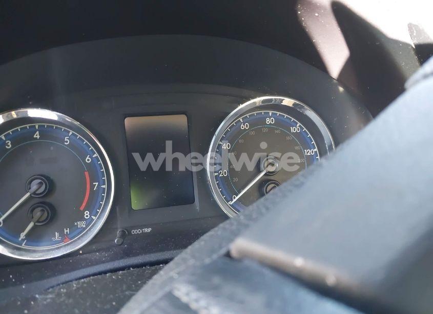 Photo 7 of 2017 Toyota Corolla LE (VIN 2T1BURHE8HC752998)