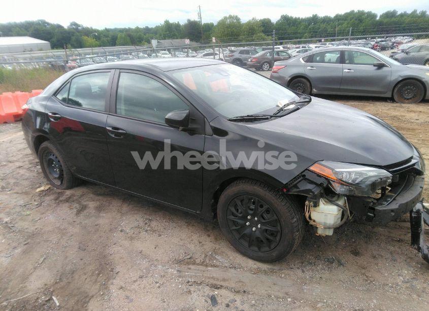 2017 Toyota Corolla LE (VIN 2T1BURHE8HC754590) main photo