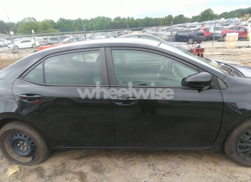 Photo 13 of 2017 Toyota Corolla LE (VIN 2T1BURHE8HC754590)