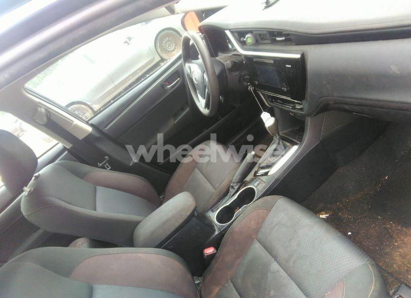 Photo 5 of 2017 Toyota Corolla LE (VIN 2T1BURHE8HC754590)