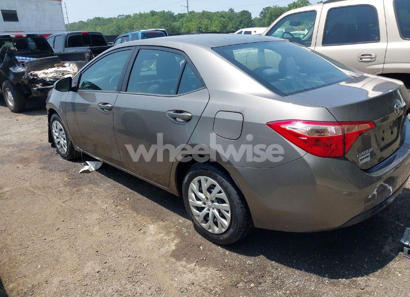 Photo 3 of 2017 Toyota Corolla LE (VIN 2T1BURHE8HC759644)