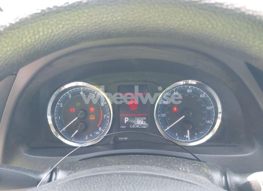 Photo 7 of 2017 Toyota Corolla LE (VIN 2T1BURHE8HC759644)