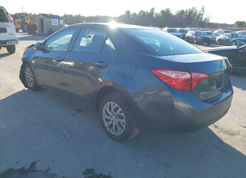 Photo 3 of 2017 Toyota Corolla LE (VIN 2T1BURHE8HC773348)