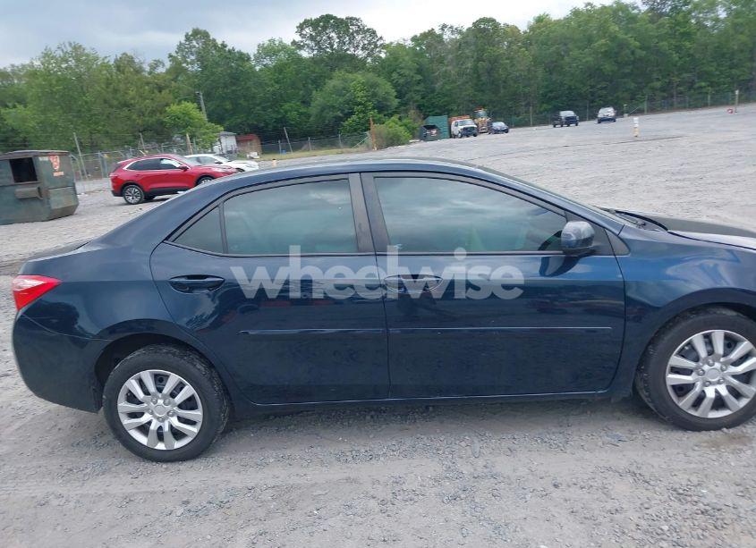 Photo 13 of 2017 Toyota Corolla LE (VIN 2T1BURHE8HC780137)