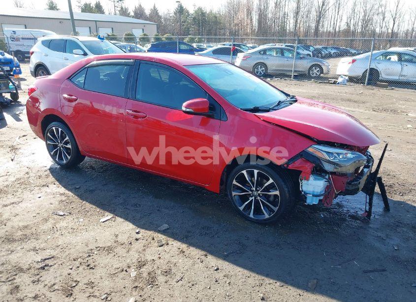 2017 Toyota Corolla SE (VIN 2T1BURHE8HC782826) main photo