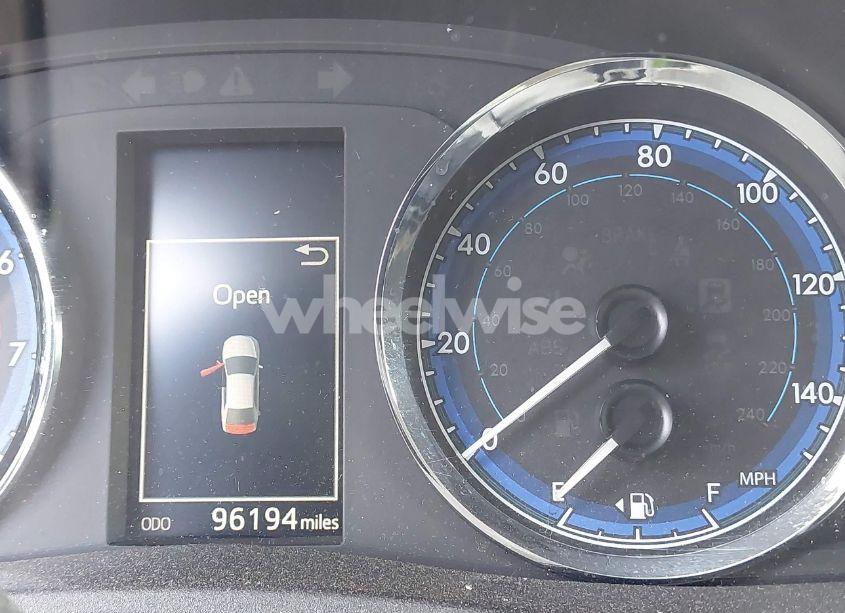 Photo 14 of 2017 Toyota Corolla SE (VIN 2T1BURHE8HC785578)