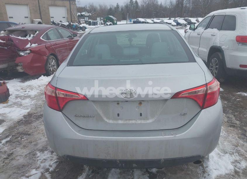 Photo 17 of 2017 Toyota Corolla LE (VIN 2T1BURHE8HC788495)