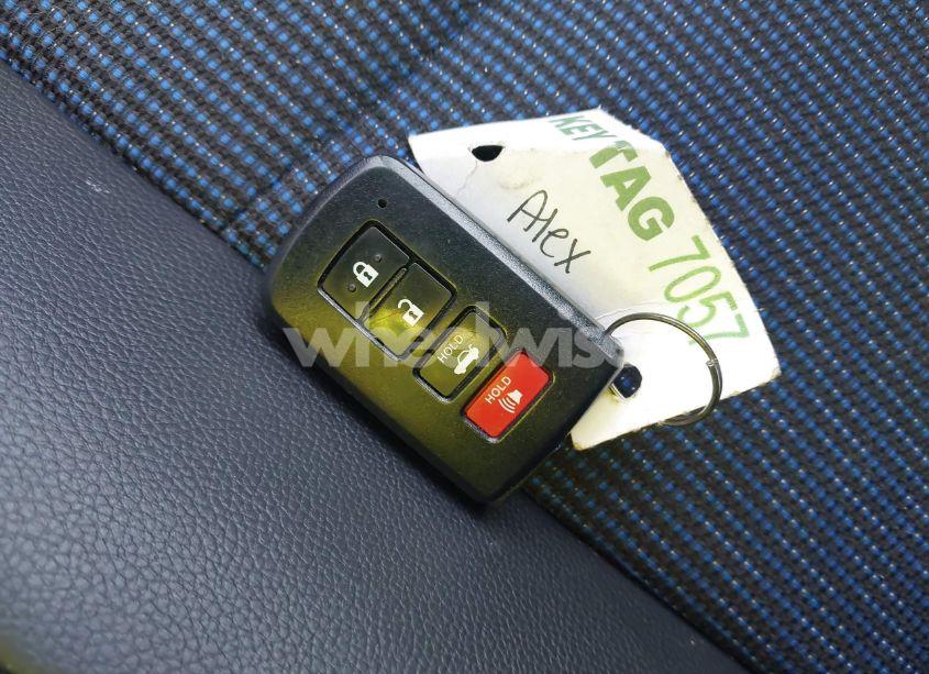 Photo 11 of 2017 Toyota Corolla SE (VIN 2T1BURHE8HC789890)